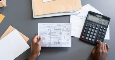 How to Handle Peer Pressure to Spend Money